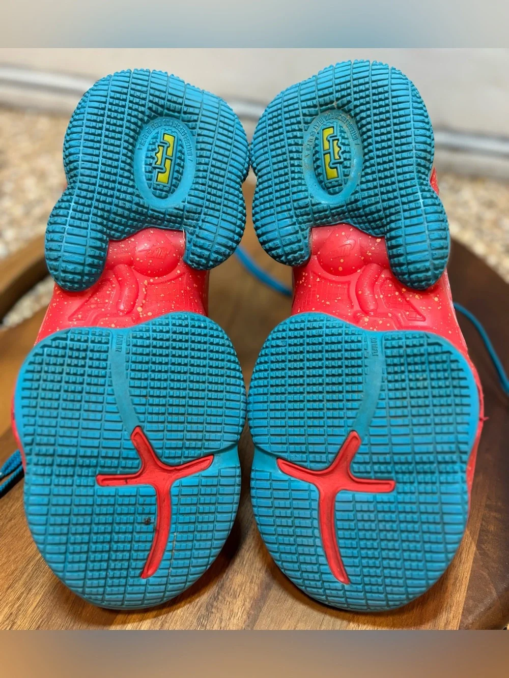 Nike Lebron Crown XIX 19 Shoes GS DD0418-600 Siren Red Blue Youth Size 5.5Y